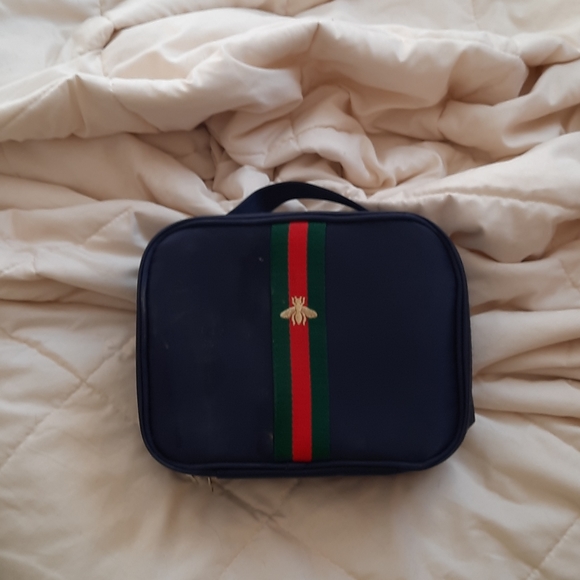 Gucci bag - Picture 1 of 3